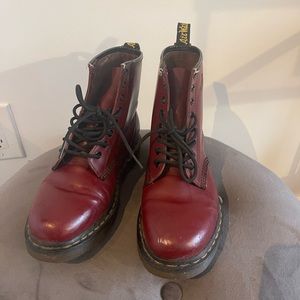 Dr Marten Classic burgundy red boots (size 7W 5M)